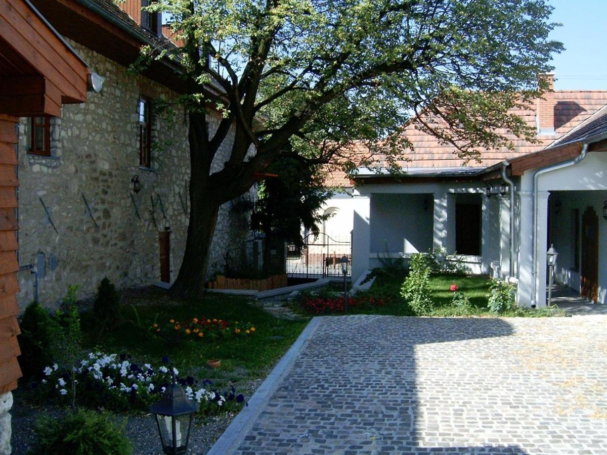 Bártfay Udvarház Tállya Esterno foto